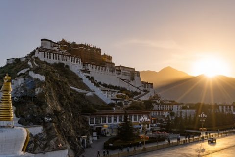 為什么越來(lái)越多的人喜歡去拉薩注冊(cè)公司？